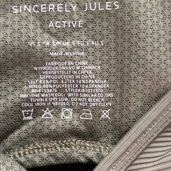 Sincerely Jules Crop Activewear Ruffled Top Green Size Small EUC - Picture 5 of 5